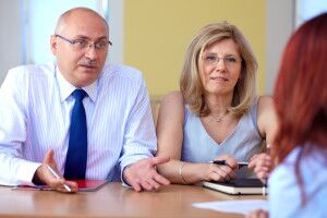 Arden Executive Coaching | The Gray Area of Office Conflict: When to Go to HR and When Not To